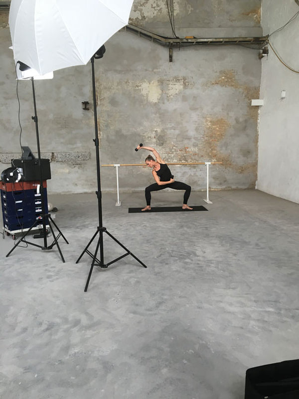 Behind the scenes 33
