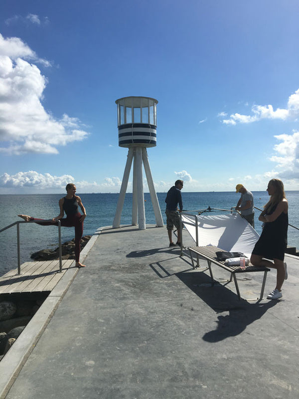 Behind the scenes 24